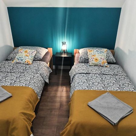 Apartamenty Jodlowa - Bilard - Bawialnia - Krolikarnia Krajno-Zagorze المظهر الخارجي الصورة