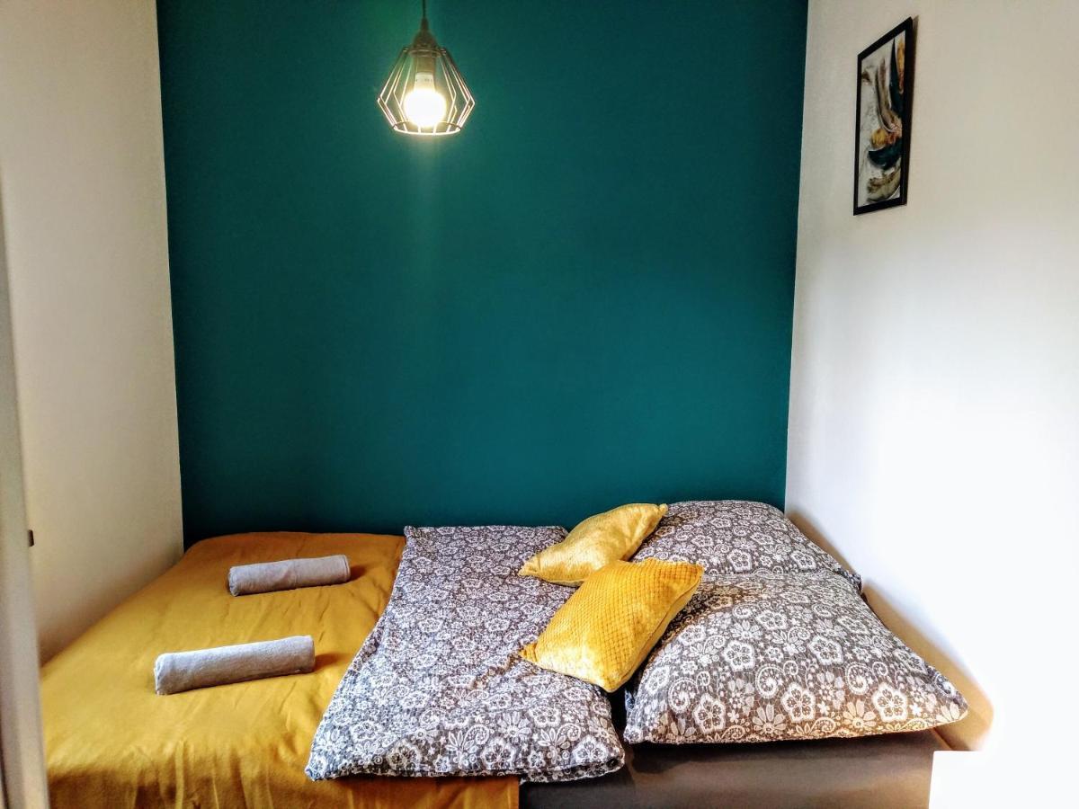 Apartamenty Jodlowa - Bilard - Bawialnia - Krolikarnia Krajno-Zagorze المظهر الخارجي الصورة