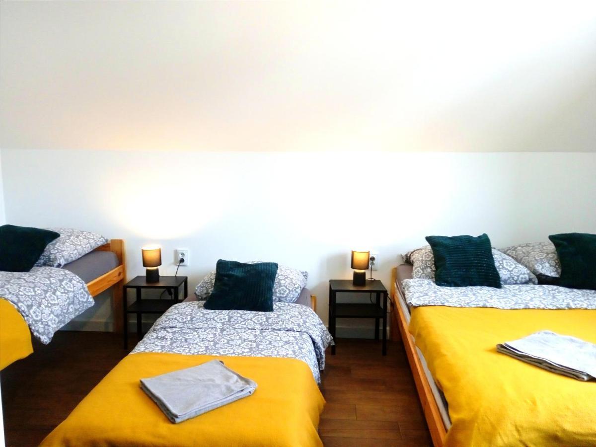 Apartamenty Jodlowa - Bilard - Bawialnia - Krolikarnia Krajno-Zagorze المظهر الخارجي الصورة