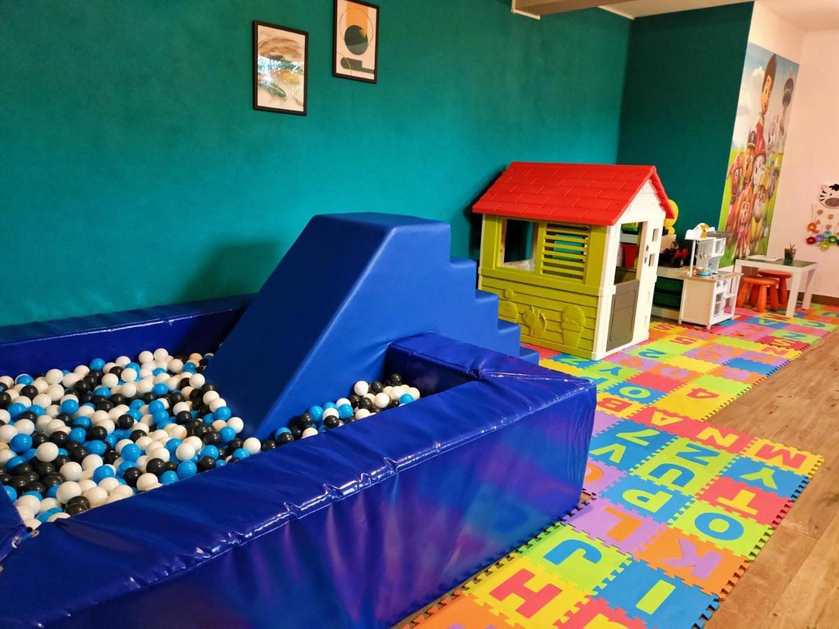 Apartamenty Jodlowa - Bilard - Bawialnia - Krolikarnia Krajno-Zagorze المظهر الخارجي الصورة