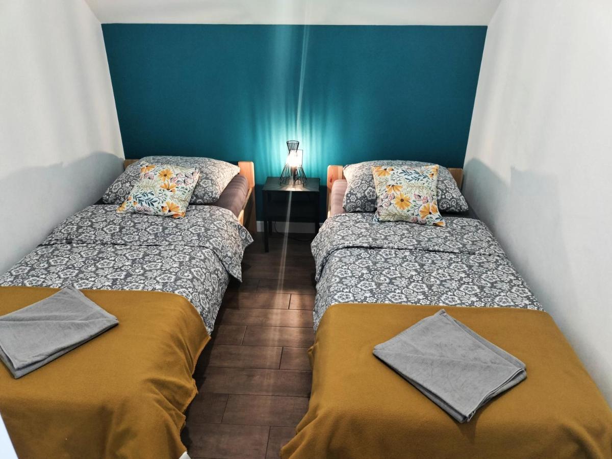 Apartamenty Jodlowa - Bilard - Bawialnia - Krolikarnia Krajno-Zagorze المظهر الخارجي الصورة