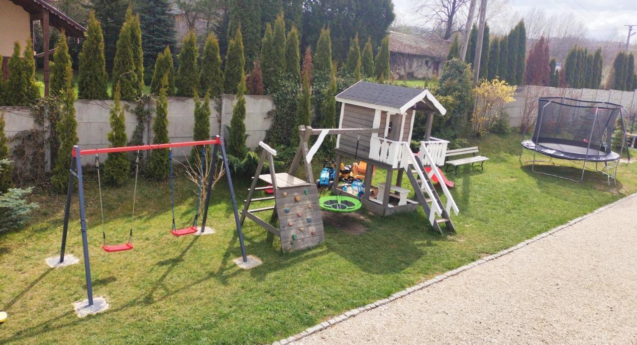 Apartamenty Jodlowa - Bilard - Bawialnia - Krolikarnia Krajno-Zagorze المظهر الخارجي الصورة